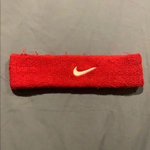 Red Nike head band